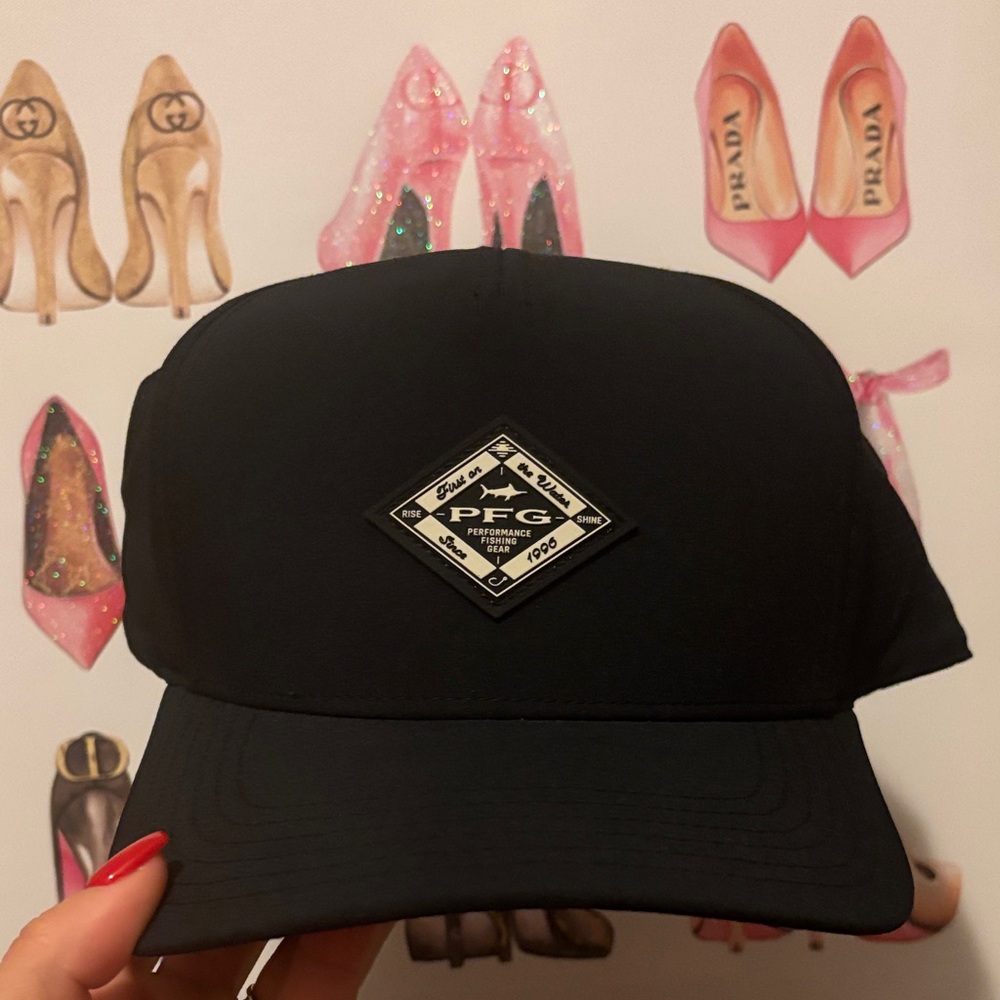NWT Columbia Black PFG Cap